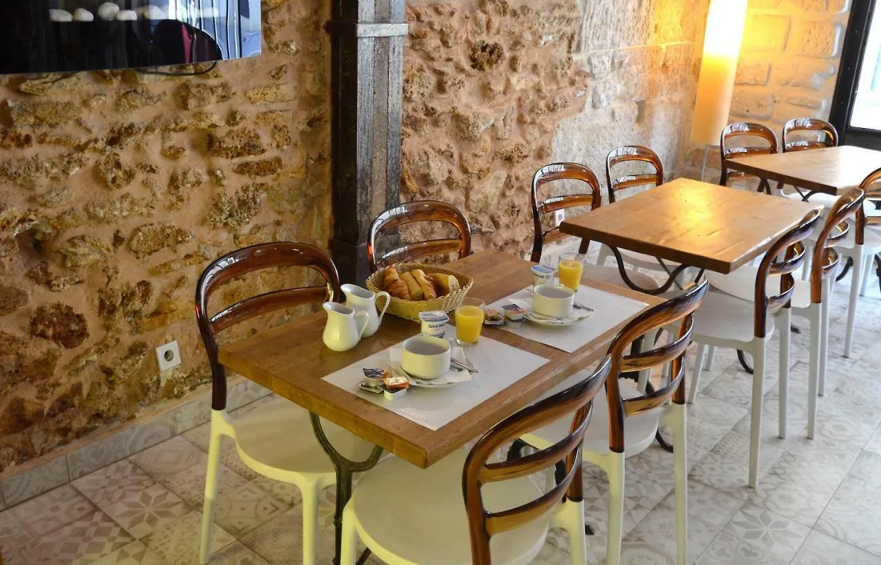 Sainte-marie Hotel *